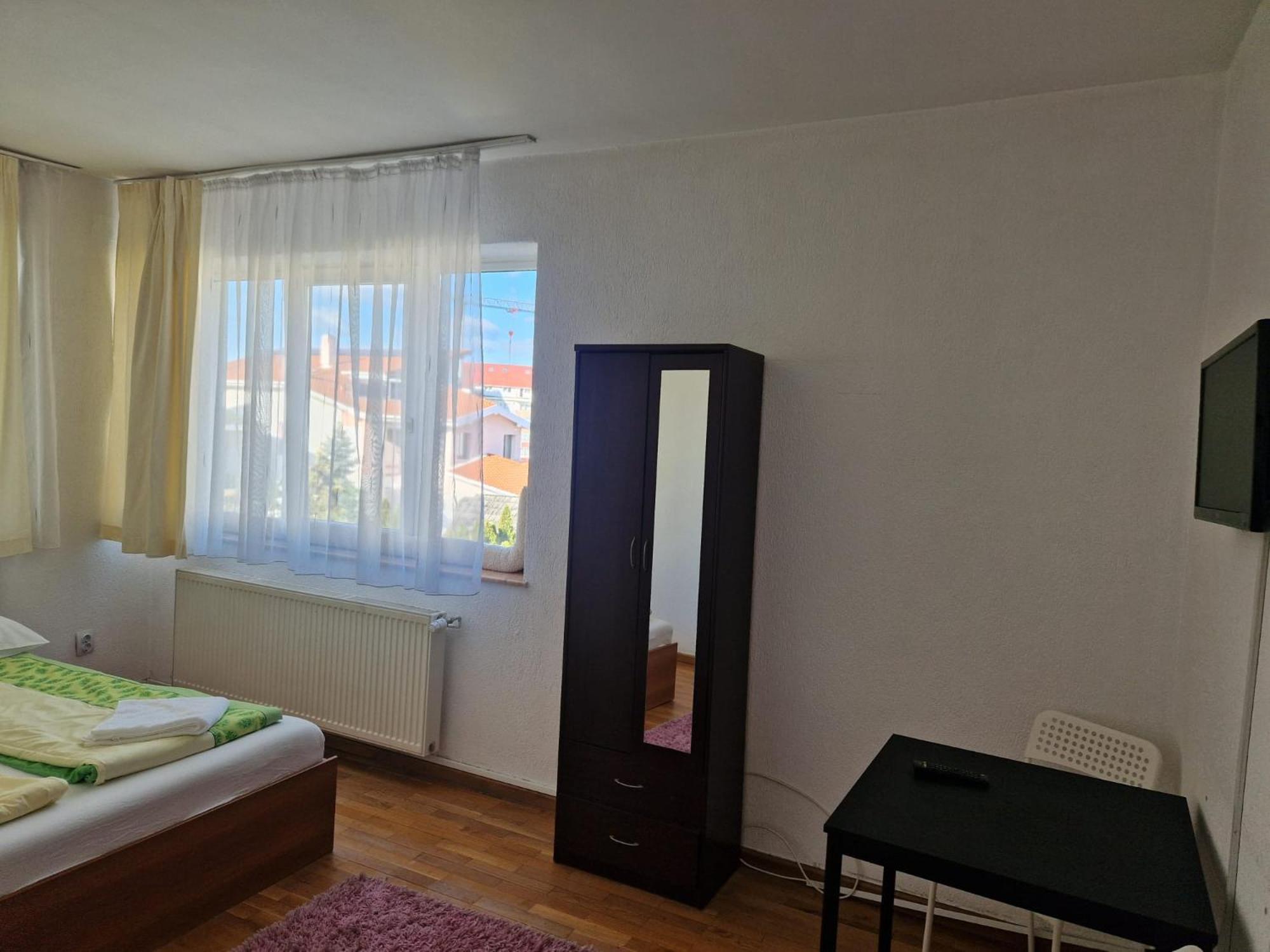 קלוז'-נאפוקה Bigcitty Rooms מראה חיצוני תמונה