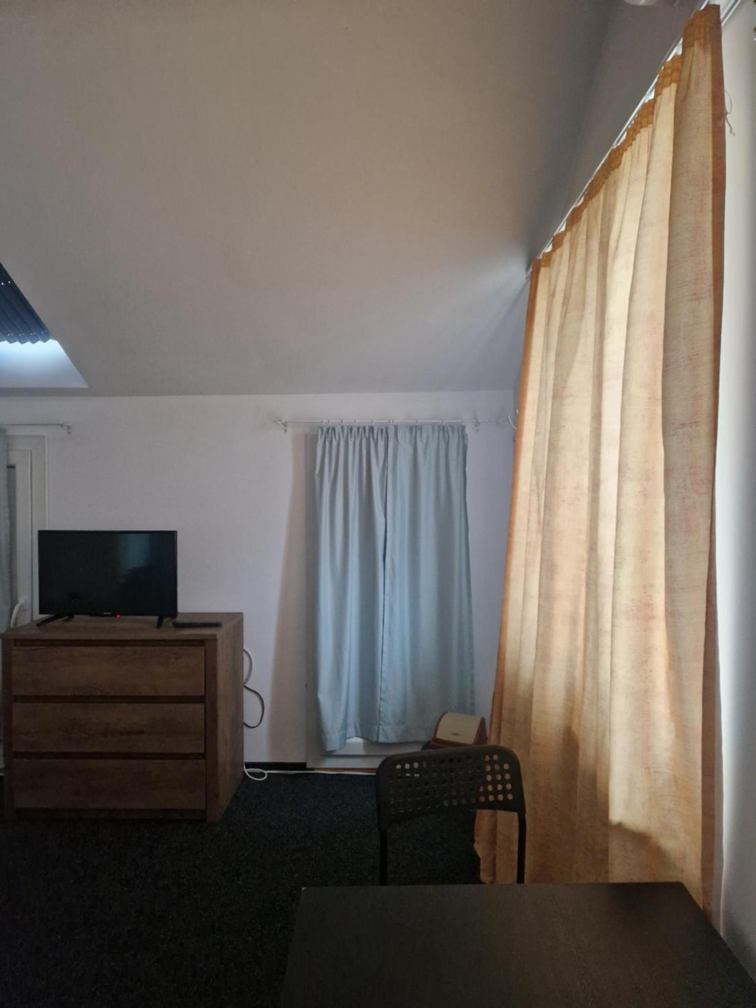 קלוז'-נאפוקה Bigcitty Rooms חדר תמונה