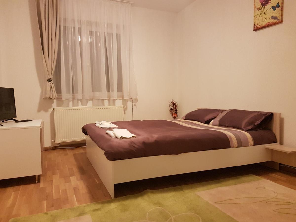 קלוז'-נאפוקה Bigcitty Rooms מראה חיצוני תמונה