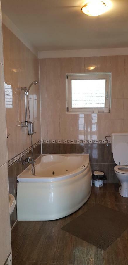 קלוז'-נאפוקה Bigcitty Rooms מראה חיצוני תמונה